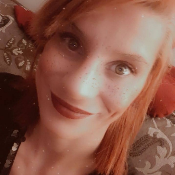 Meet your Posher, Lainey - Picture 2 of 16